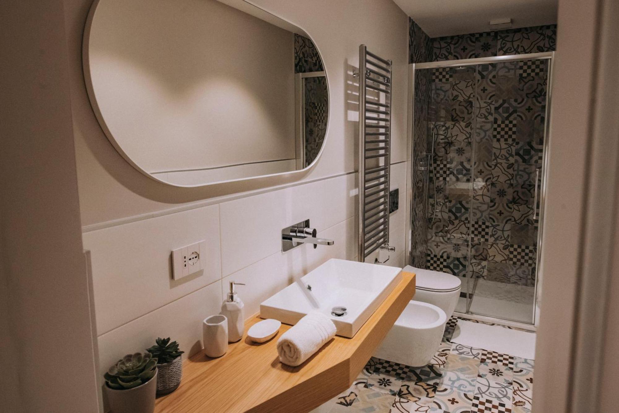 Sea Glow - Luxury Apartment Bisceglie Luaran gambar